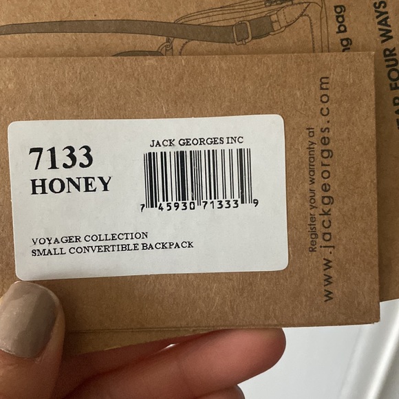 Jack Georges Leather Voyager Small Convertible Backpack - Picture 4 of 9